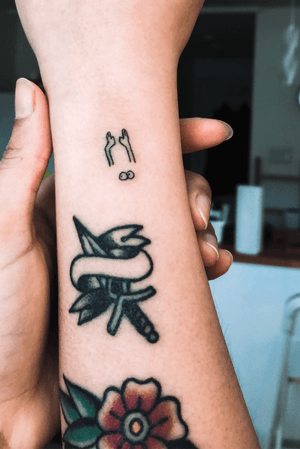 Hold up wait a minute man handpoke