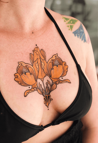 #chestflower #neotraditional #flower #chestpiece #jentonic