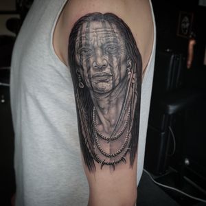 Native American#tattoo #nativeamericantattoo #nativeamerican #blackandgreyrealism #blackandgray #photorealism #tattoodo