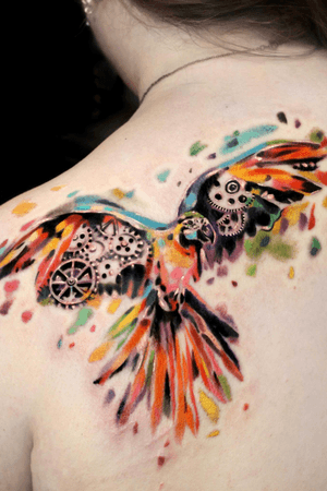 #parrottattoo #parrot #watercolortattoo #watercolor #watercolortattoos #london #tattooartist #bartt #inked #bodyart #nw1 #camdentown #highinarttattoo #backtattok #tattooart #backtattoo #bird @bartt inst. @bartt_tattoo