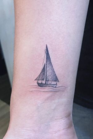 #minimalist #minimalistic #minitattoo #linework #fineline #art #arm #Seoul #Korea #blackwork #illustrative #illustration #toronto #ship