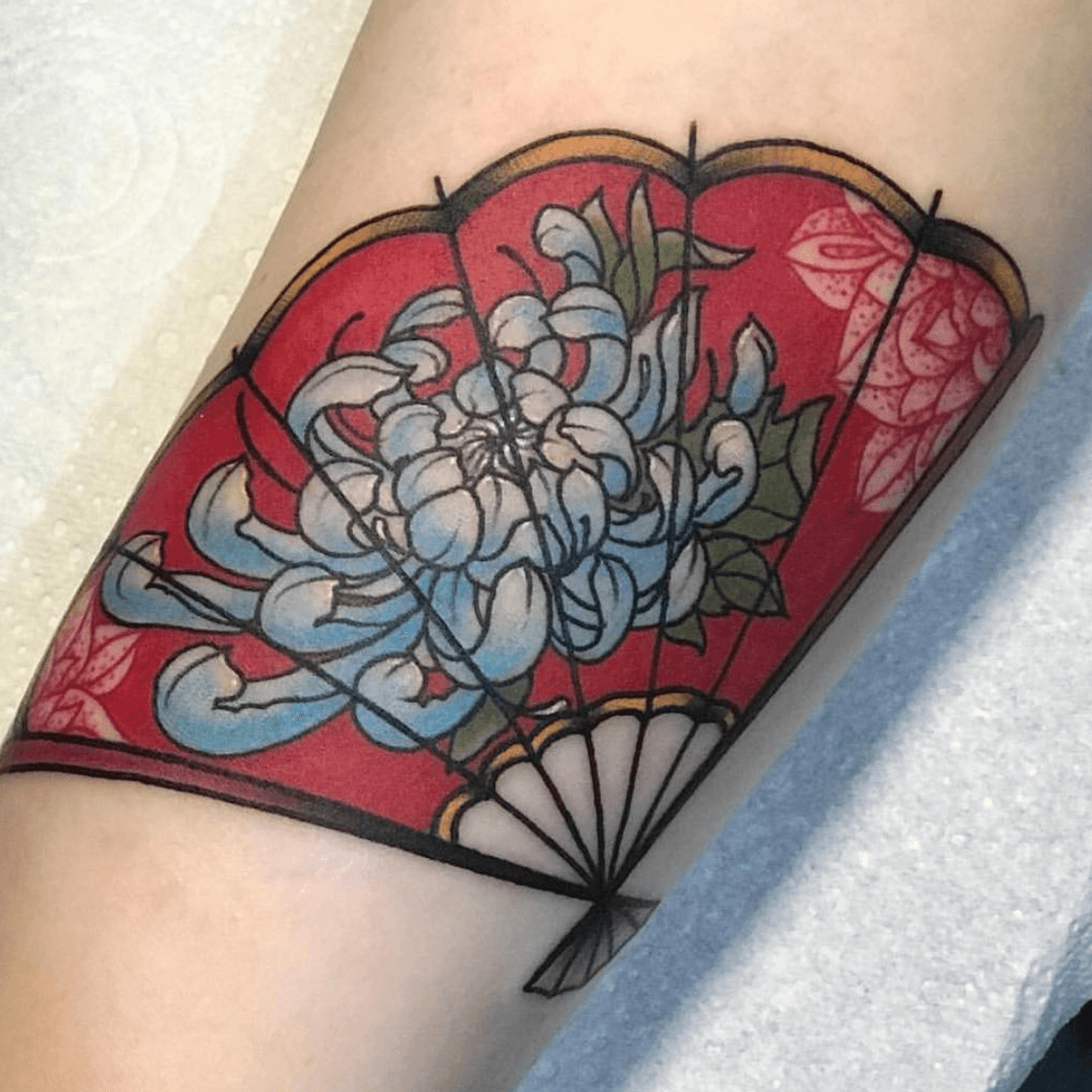 Fan Tattoo Symbol Of Royalty Gracefulness Culture And Femininity