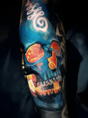 #Onlythebesttattooart #tattoo #ink #cristianrodrigueztattoos #blackandgrey #realism #surrealism #dotwork #ornamental #tribal #gemetric #colortattoo #fuerteventura #skull #skulltattoo 