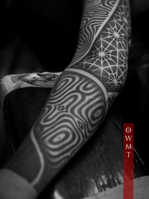 • Sleeve on @bynd_ltg • + + + Email onewhomakestiles@gmail.com For All Inquiries . + + + #owmt #onewhomakestiles #tattoo #blackwork #dotwork #geometrip #mandala #mandalatattoo #sacredgeometrytattoo #mandalaart #omfgeometry #dotworkmandala #dotworktattoo #blacktattooart #geometrictattoo #tzedakahatelier #dotworktattoo #sacredgeometry #dailydotwork #bayarea #geometrictattoohunter #sf #la #california #sandiego #losangeles #blackworktattoo #sriyantra