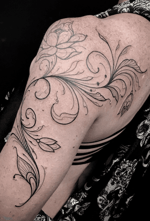 Ornamenal, tattoo feita em uma sessao 