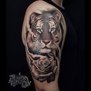 Done by our tattoo artist, Isti Szasz#blackandgraytattoos #realistic #realistictattoo #realism #blackandgray #tiger #vienna