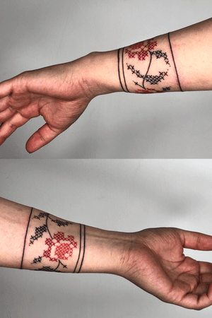 Tattoo punto de cruz black&red