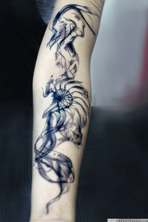 #geometric #blackandgray #blacktattoo #forearm #tattoo #ink #nw1 #CamdenTown #kentishtown #geometrictattoo #bartt #london #art #artwork #inked #highonart          For appointment enquiries:  bartt.tattoo@gmail.com