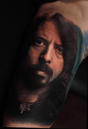Dave Grohl! #foofighters #realism #color #portait #artist #rockandroll 