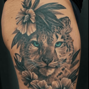 Black and grey Snow Leopard and floral piece 
@georgiana113