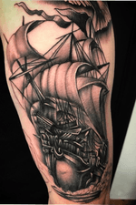 Pirate ship sleeve 