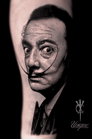 Dalí 🐘 #portrait #portraittattoo #salvadordali #Dali #italy #milano #worldfamousink #cheyennetattooequipment #realistic 