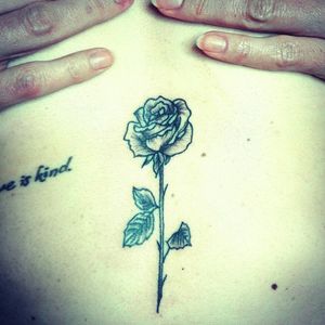 #rose #realistic #tattooart #rosetattoo #realisticrose #lining 