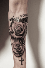 Roses. #roses #rosestattoo #roseary #realism 