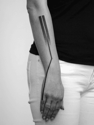 #stripes #stripestattoo #line #geometric #geometrictattoo #geometry #blackworkers #blackwork #blackworksubmission #dotwork #abstract #geometrytattoo #blackink #inked #tattooed #blacktattoo #tattooart #minimal #minimalism #minimaltattoo #xystudio #gdansk #trojmiasto