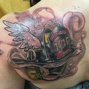 #livoniatattoos #livoniatattooshops #detroittattooartist #firefighter #shoulder #shouldertattoo 