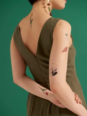 Tattoo artist Doha of Lazy Studio in Korea - Temporary Tattoos #temporarytattoo #temporarytattoos #musicfest #musicfestival #tattoofashion #fashiontattoo #tattoosforkids #childrenstattoos #kidtattoo #faketattoo