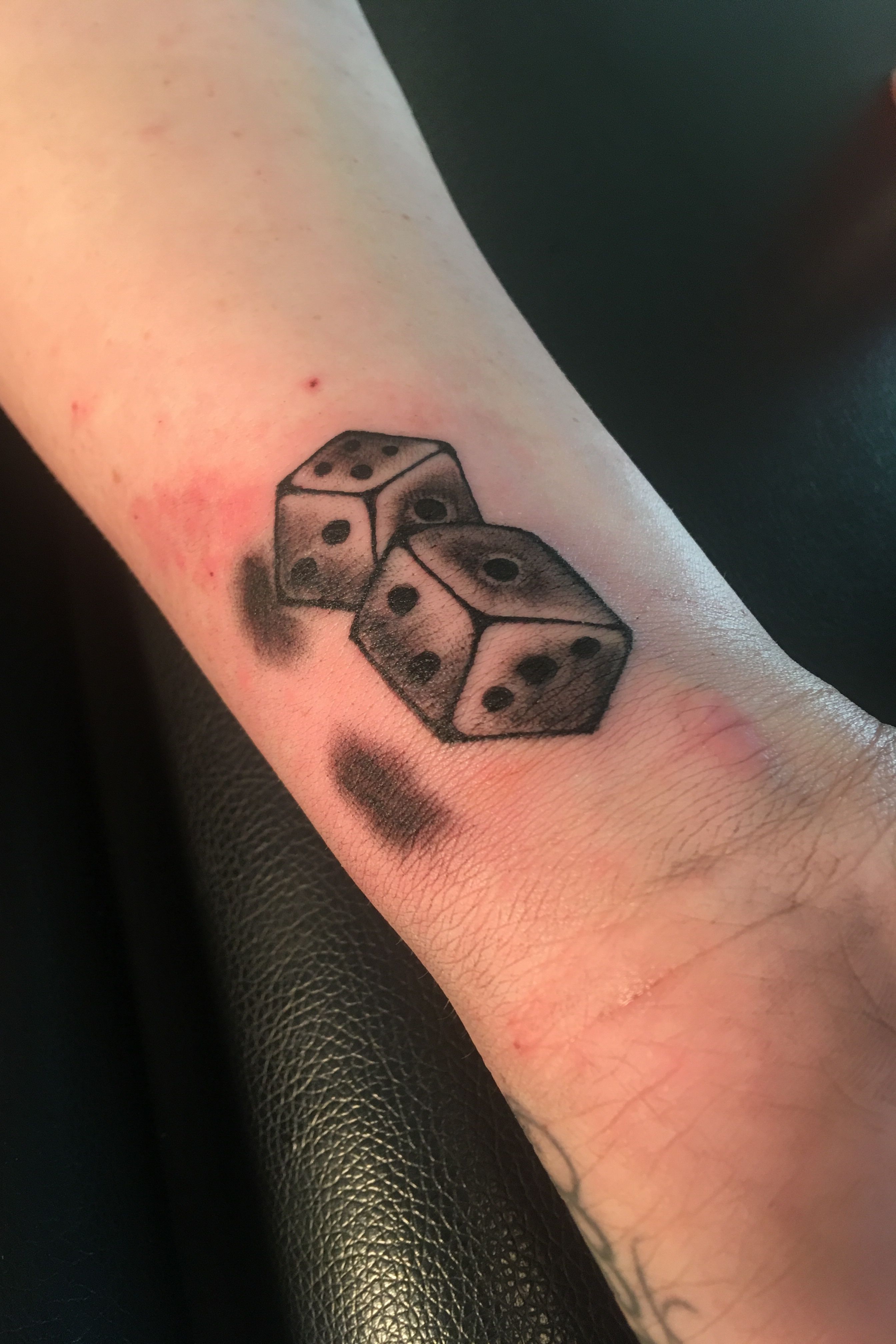 Tattoo uploaded by @aerolorion • #dice #blackandgrey • Tattoodo