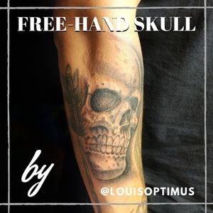 Skull freehand#blackandgreytattoo #skulltattoo #skull 