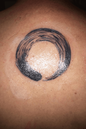 My Friends very first attempt, at a brushstroke, Japanese Enso tattoo! Practice makes perfect, happy too lend my slab of meat, soo that my friend can gain experience as an artist. #Enso #Brushstroke #Japanese