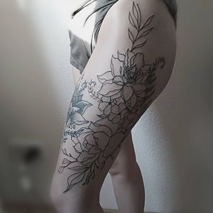 #flowers #firstsession #outlines #tighttattoo