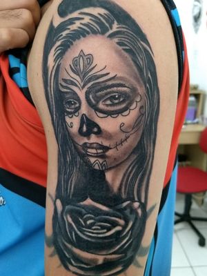 #catrinastattoo #catrina #catrinatatoo #mexicantattoo #mexicanstyle #mulherestatuadas #mulher #coverup 