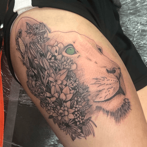 Lioness by kieran #tattoo #tattoos #tattooing #tattooart #lion #flowers #whipshading #blackandgrey 