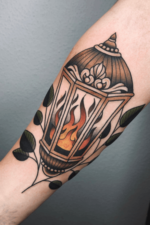 #lantern #fire #traditional #traditionaltattoo