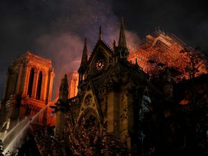 Photo of the Notre-Dame by Philippe Wojazer