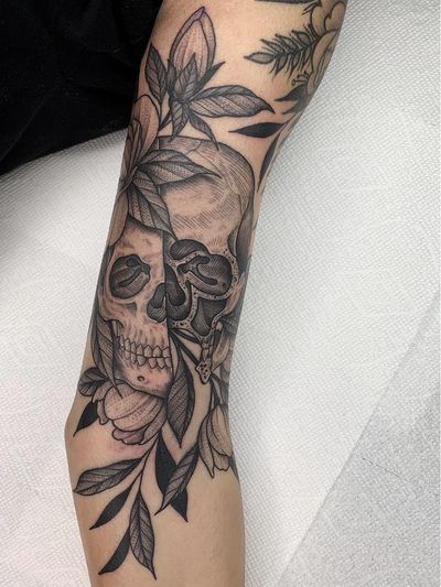 Nature tattoo by Kyle Stacher aka Thief Hands #KyleStacher #ThiefHands #illustrative #linework #nature #organic #fineline #dotwork #flower #skull #leaves