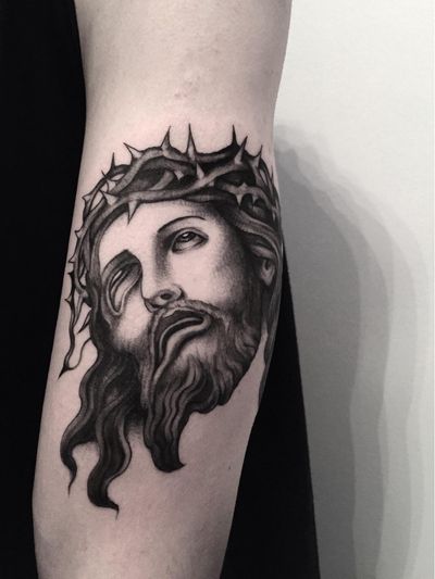 Jesus tattoo by Adam Vu Noir #AdamVuNoir #Jesustattoo #JesusChristtattoo #religioustattoo #religious #Catholic #Christian #portraittattoo #crownofthorns #surreal #warped