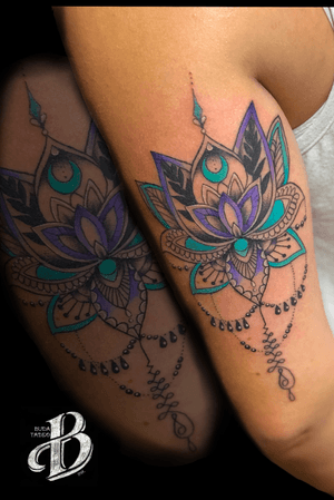 Lotus flower with color #tattoo #tattooflower #tattoolotusflower #tattooartist #tattooart #tattoo #tattoocolors #tattooindian 