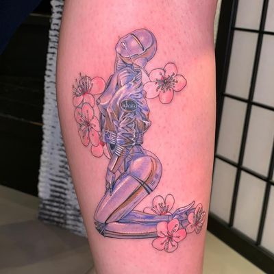 Sexy robot tattoo by Mick Hee #MickHee #specialtattoos #uniquetattoos #besttattoos #awesometattoos #tattoodoapp #tattooartist