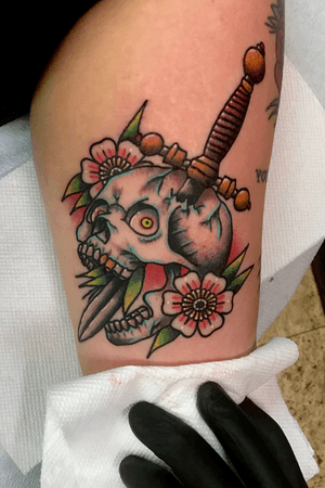 Got a lil weird with this dagger and skull with flowers 