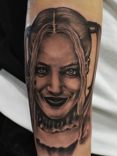Harley Quinn I've done on Ink & Oil 2019 ;) #dktattoos #dagmara #kokocinska #coventry #coventrytattoo #coventrytattooartist #coventrytattoostudio #emeraldink #emeraldinkltd #dagmarakokocinska #harleyquinn #harleyquinntattoo #leopard #leopardtattoo #blackandgraytattoo #colourtattoo #realistictattoo