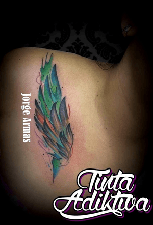 #wing #tattoowing #wingtattoos #watercolor #watercolortattoo #tattoo #ink #ala #alatattoo #alatatuaje #tatuaje #acuarela #acuarelatattoo #acuarelatatuaje #tintaadiktiva #veracruz #JorgeArmas #tatuadoresmexicanos #tatuadoresveracruzanos