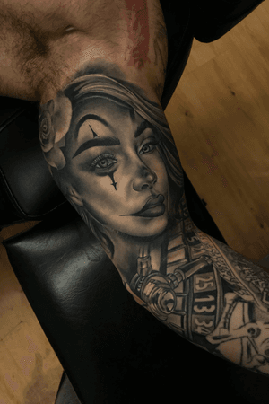 Fully healed portrait and roulette table - other work NOT by me
