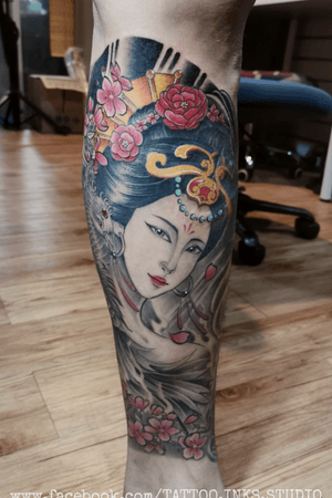 Japanese geisha tattoo紋身工作室▲近期作品 Tattoo by Hayashi Tattoo Ink Studio▼Recently Artwork ------------------------歡迎通過以下聯絡方式詢問紋身有關詳情For more information or details please contact us Contact. ↪016-9492554Wechat ID↪SK6715/nuby6715Location. ↪lot 92-93，Jalan Nicholas ,56100 Kuala Lumpur(pudu uptown)www.facebook.com/Tattoo.Inks.Studio感謝顧客一直以來的關注與支持，感恩Thanks for the view and support #tattoo #tattoolife #tattooing #tattoostudio #tattooinkstudio  #starbrite #colortattoo #touchup #like4like #follow4follow #instagram #instatattoo #dragonflytattoomachine #fkirons #puduuptowntattooshop #japanesetattoo #japanese #inked #inkedmag #geisha #geishatattoo