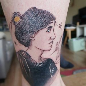 Virginia Woolf tattoo by Katie McPayne #KatieMcPayne #booktattoos #literarytattoos #booktattoo #literarytattoo #books #book #reading #literature