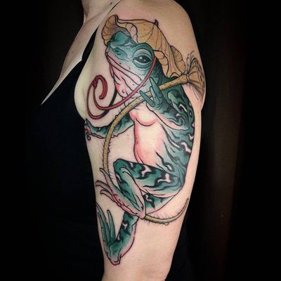 Neo Traditional tattoo by Bjorn Liebner #BjornLiebner #tattooartist #neotraditional #illustrative #darkart #antique #vintage #Japanese #frog #animal