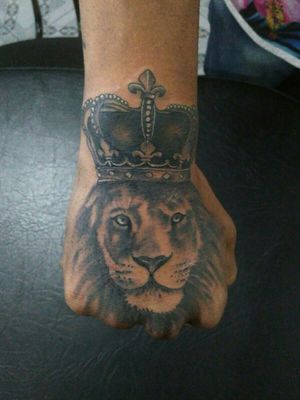 Lion kingTattoer Eric Fogaça Diadema - SP Instagram @ericfogaca_tattoo