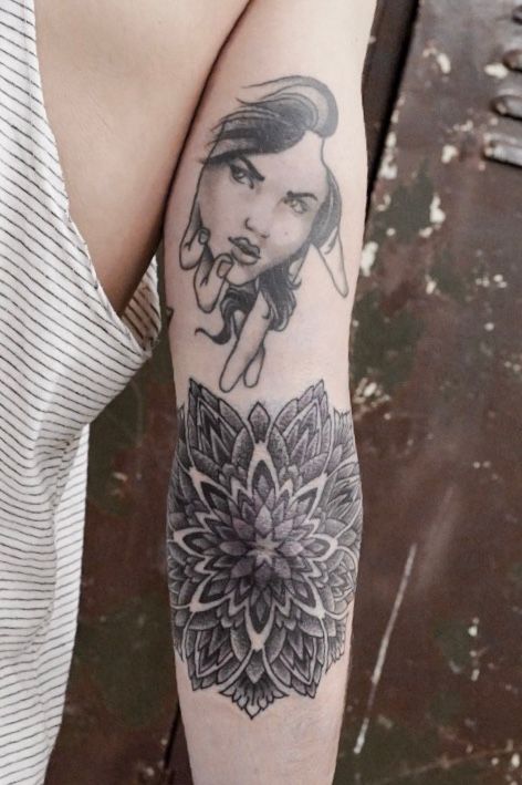 Flash tattoo