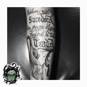 #NaneMedusaTattoo #tattoo #tatuagem #tattooart #tattooartist #tattoolover #tattoodoBR #riodejaneiro #tatuadora #lettering #letteringtattoo #caligraphy #caligraphytattoo #tatuadoras 