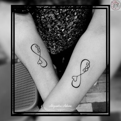 Between a mother and her daughter... Always... Forever... ❤️💞❤️💞❤️💞❤️💞❤️💞❤️💞 #tattoo #tatuaje #tatouage #infinitytattoo #tatuajeinfinito #tatouageinfini #hearttattoo #tatuajedecorazon #tatouagecoeur #lovetattoo #tattoolove #tatuajedeamor #tatouagedamour #infinity #infinito #infini #heart #corazon #coeur #love #amor #amour #tattoodo #tattoolover #tattoolovers #ferneyvoltaire #tattooferneyvoltaire