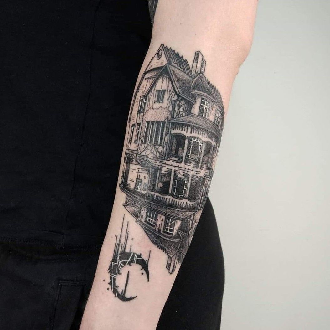 Freaky Franchise  Theo just got a new tattoo inspired by her favorite  book The Haunting of Hill House Show us your horrorrelated tattoos   Facebook