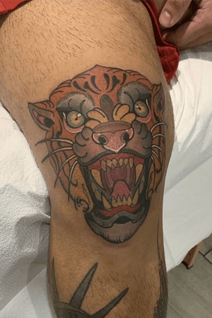 #Tiger #knee by Grant 