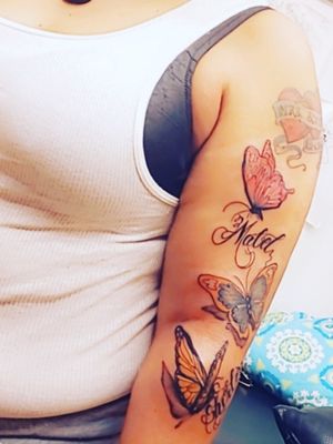 Fresh ink done by H @hdc1tattoos_an_designs #tattoos #baltimoreartist #tattoodoer #tattoolovers #tattoo #tattoosbyH #tattooartist #baltimore #inkslinger #inked #blackgirlslovetattoos @blackgirlslovetattoos #tattoowork #butterflytattoos #inmyownlane #getatme #tryntattootheworld @goldroom410 #goldroom410 #music #media #content #contentcreator #inmyownlane #hiphop #hiphoplife #musiclovers #hiphopculture #hiphopmusic #rap #trap #blackink