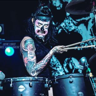 Joe Letz - Foto de Brian J Corder #JoeLetz #AestheticPerfection #drummer #music #Crew #tattoocommunity
