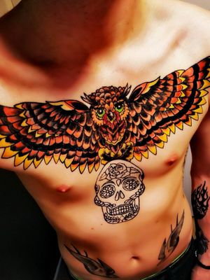 That's the owl finished just the skull to go! #owltattoo #sugarskulltattoo #chestpiece 