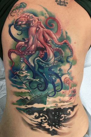 Freehand watercolour octopus. 